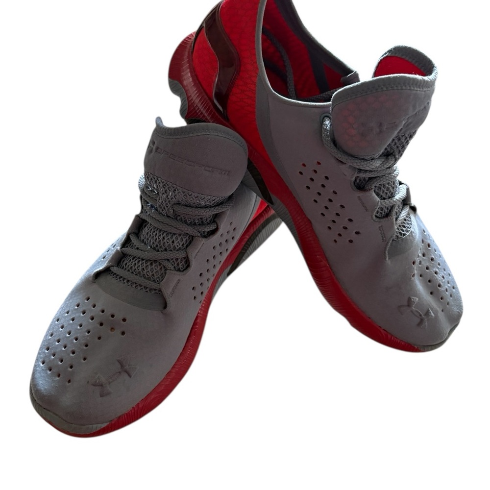 Under Armour men running shoes 👟